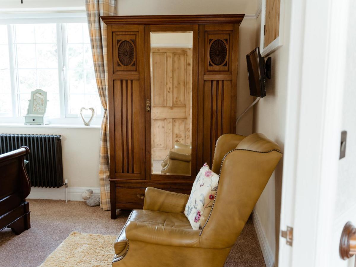 Compass Cottage Уулер Екстериор снимка